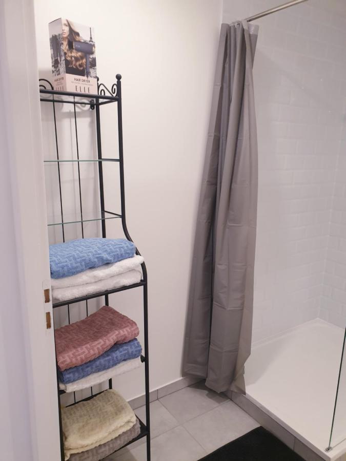 Appartements Renove 2023 Proche Aeroport 5Min, Gare Sncf 2 Min, Tramway Au Pied De L'Immeuble , Parking Possible, Renovated Apartments 2023 Near The Airport 5 Min, Train Station 2 Min, Tram Next To The Building 1 Min, Parking Possible Nice Buitenkant foto
