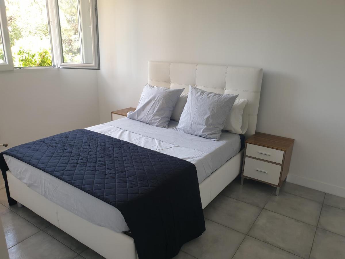 Appartements Renove 2023 Proche Aeroport 5Min, Gare Sncf 2 Min, Tramway Au Pied De L'Immeuble , Parking Possible, Renovated Apartments 2023 Near The Airport 5 Min, Train Station 2 Min, Tram Next To The Building 1 Min, Parking Possible Nice Buitenkant foto