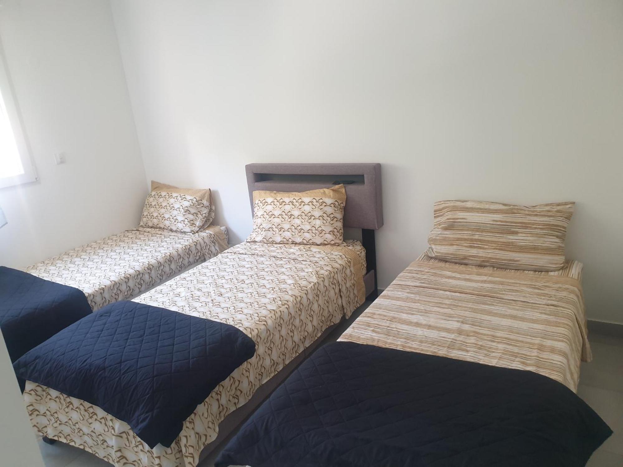 Appartements Renove 2023 Proche Aeroport 5Min, Gare Sncf 2 Min, Tramway Au Pied De L'Immeuble , Parking Possible, Renovated Apartments 2023 Near The Airport 5 Min, Train Station 2 Min, Tram Next To The Building 1 Min, Parking Possible Nice Kamer foto
